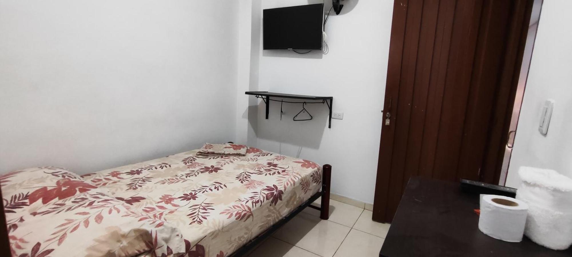 Guayacan Guest house *